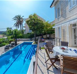 4 Bedroom Villa with Pool in Dubrovnik City, sleeps 8